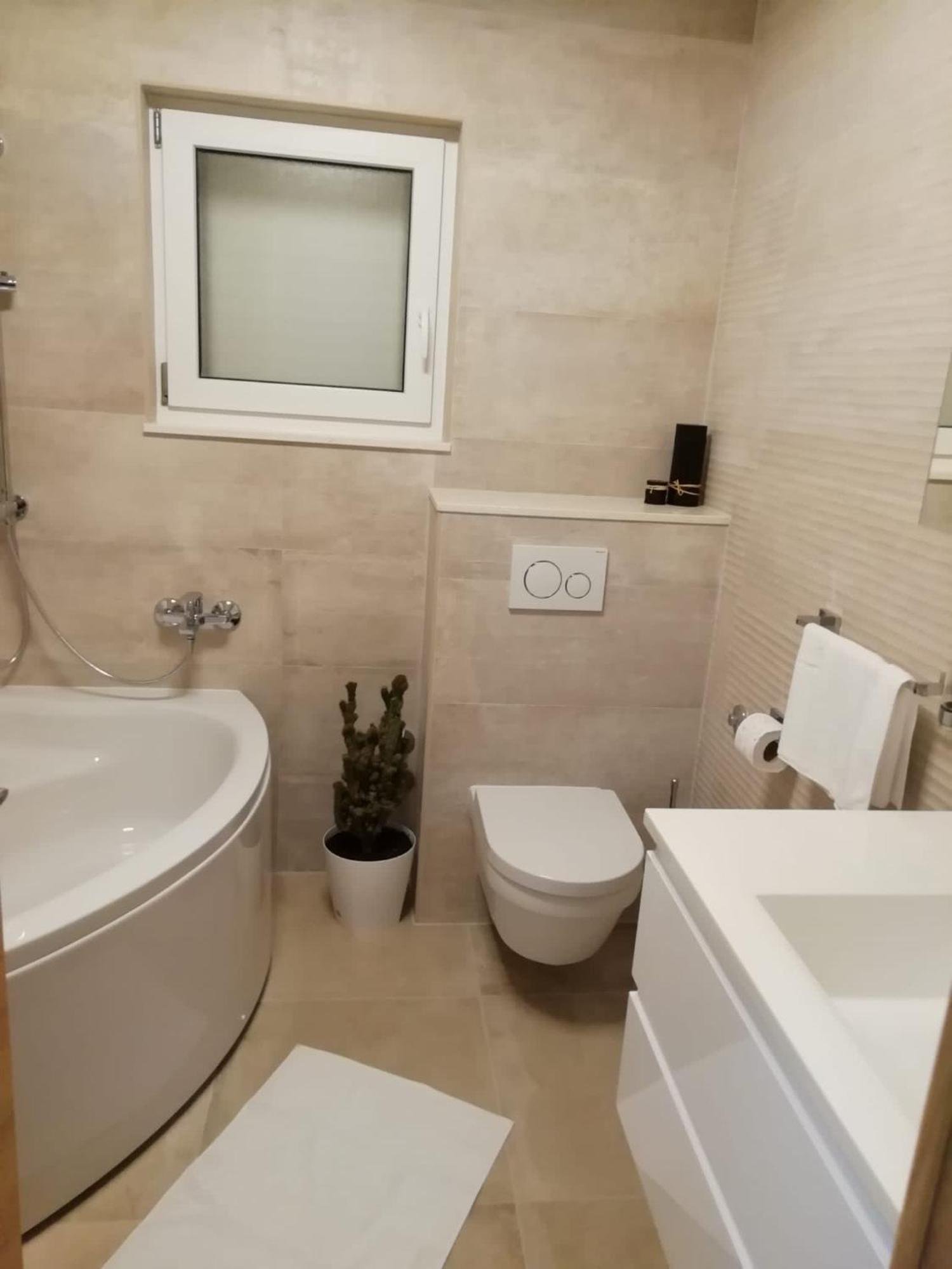 شقة Albatros Kaštel Sućurac المظهر الخارجي الصورة